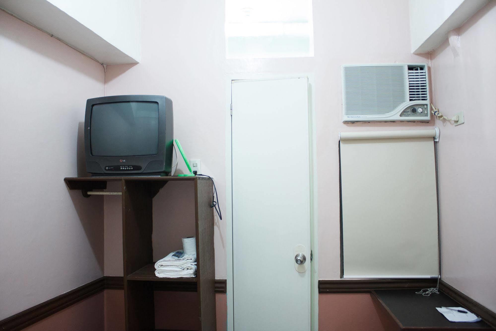 Gv Hotel - Catarman Екстер'єр фото
